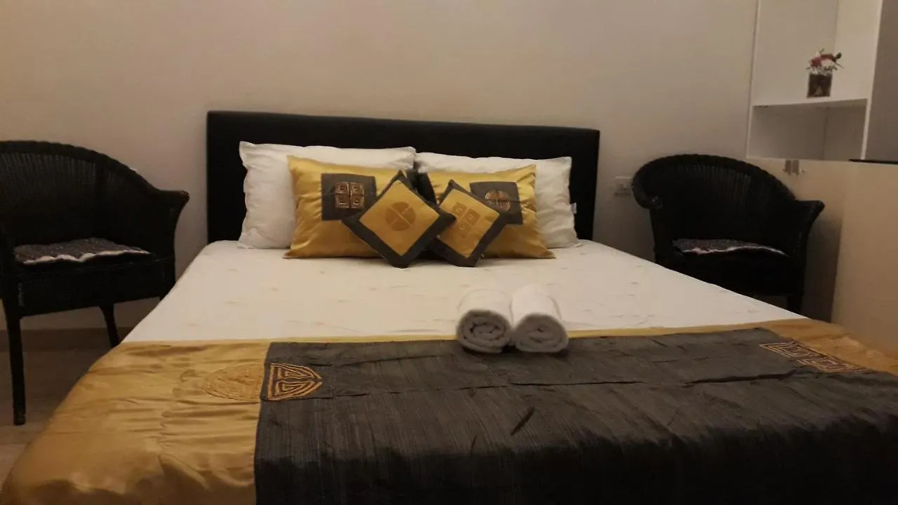 דירה Zengarden Pool,3Bedrooms,Lit Bebe Beach800M,Box&Wifi צרפת