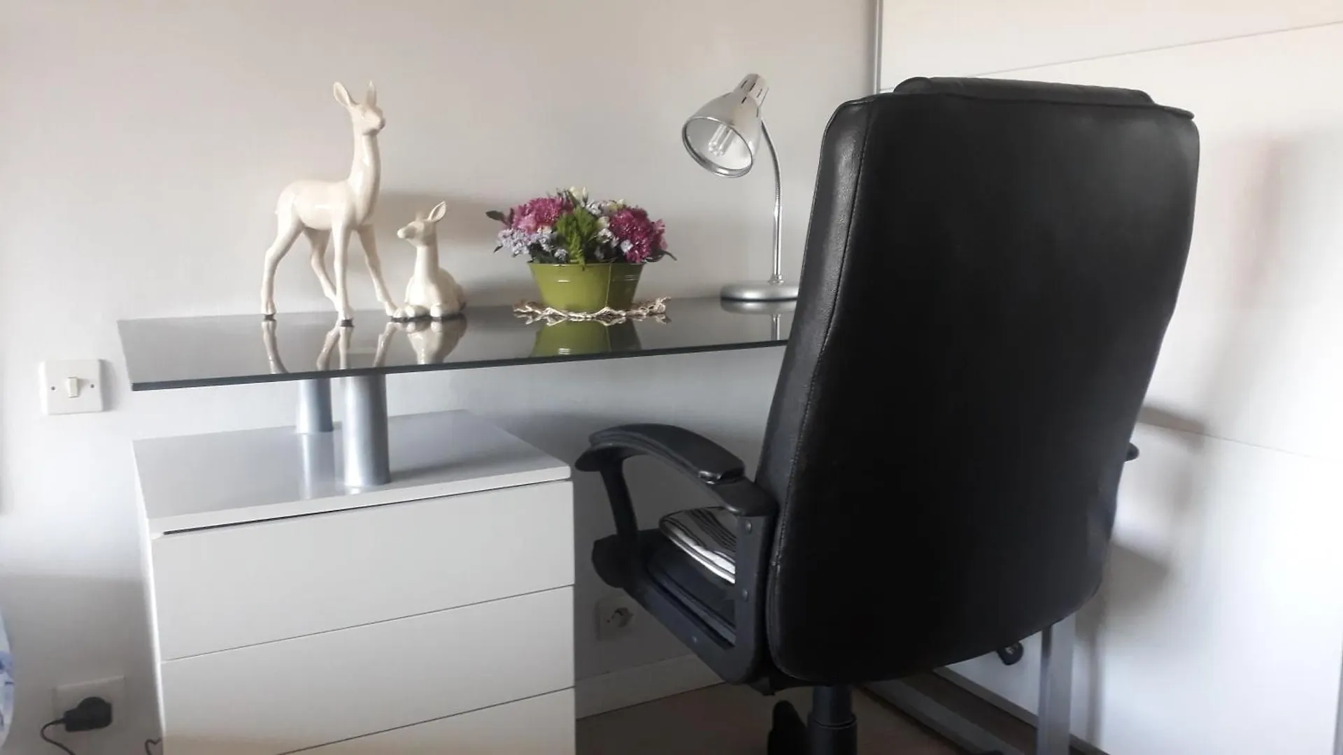 דירה Zengarden Pool,3Bedrooms,Lit Bebe Beach800M,Box&Wifi צרפת